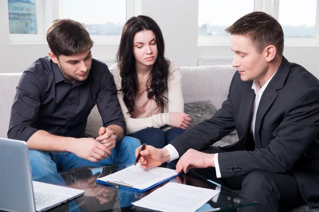 La Mejor Firma con Abogados Especializados Para Prepararse Para su Caso Legal, Representación Legal de Abogados Expertos Waukegan